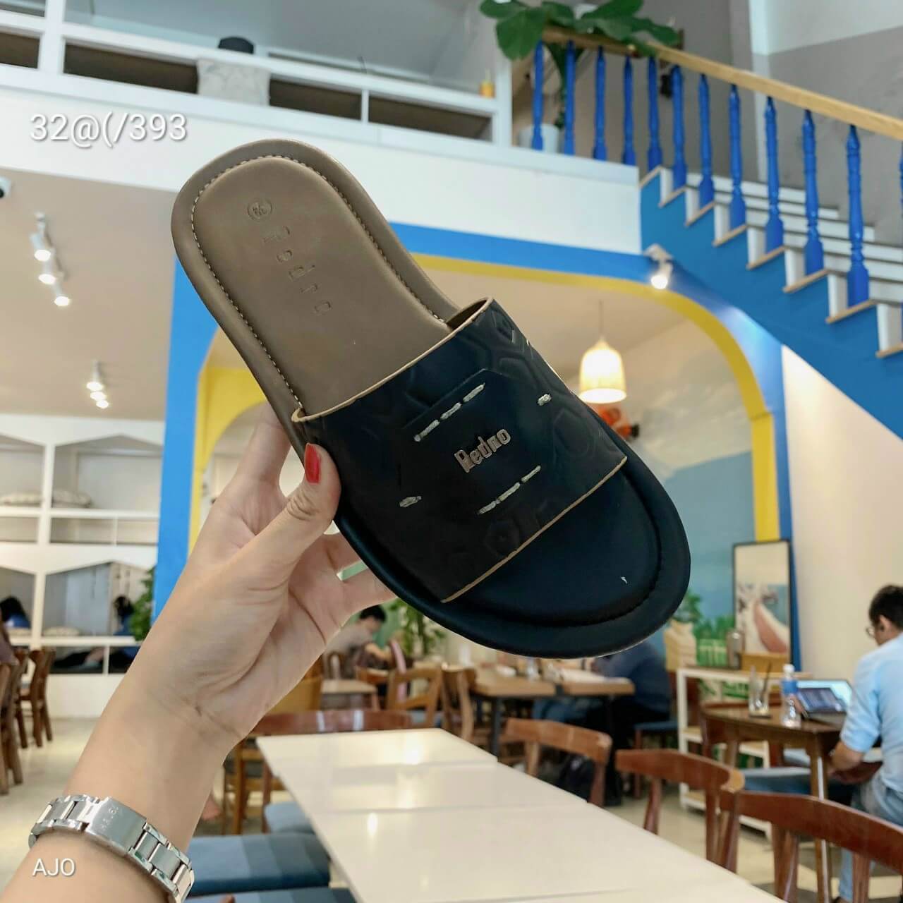 Xưởng sản xuất dép da nam Đại Hùng 